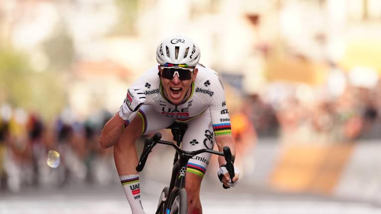 El campeón del mundo Tadej Pogacar logró por primera vez la victoria en la Milán-San Remo 2026.