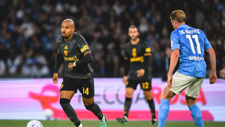 Napoli y Roma en un trepidante 3-3 en la J8 de la Serie A.