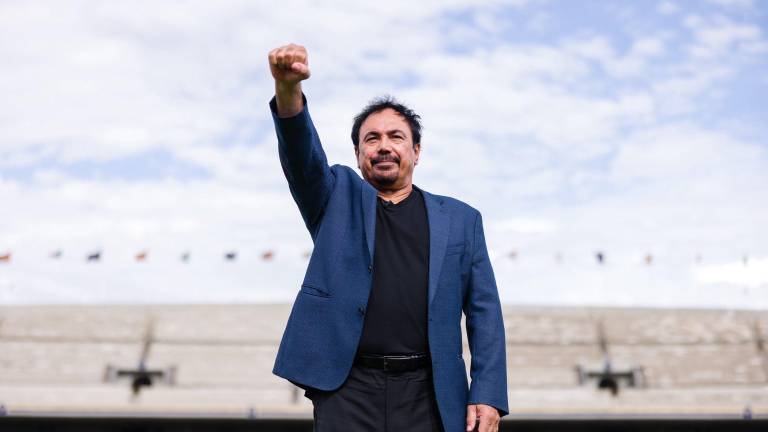 Hugo Sánchez recibirá homenaje este sábado.
