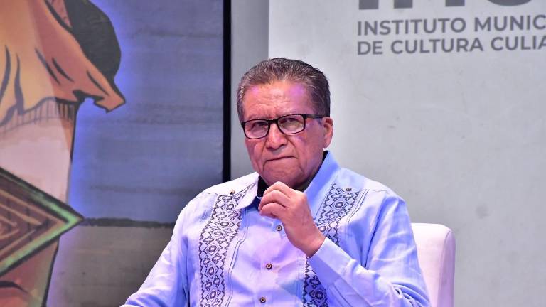 Castro Meléndrez explicó que su obra parte de los rastros que Neruda dejó en su paso por Sinaloa.