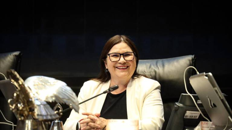 La Senadora Imelda Castro Castro informó que solicitó licencia para separarse del cargo y participar en el proceso interno de Morena.