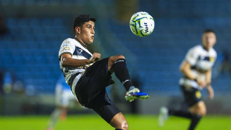 Dorados de Sinaloa recibe a Alacranes de Durango en busca de seguir en zona de liguilla.