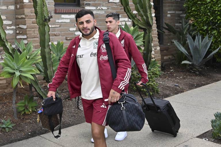 Alexis Vega y Piojo Alvarado ven la Copa Oro como clave rumbo al Mundial 2026