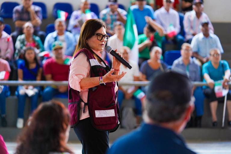 Imelda Castro fijó postura en medio de la polémica por el regreso de Rubén Rocha Moya a la Gubernatura de Sinaloa.
