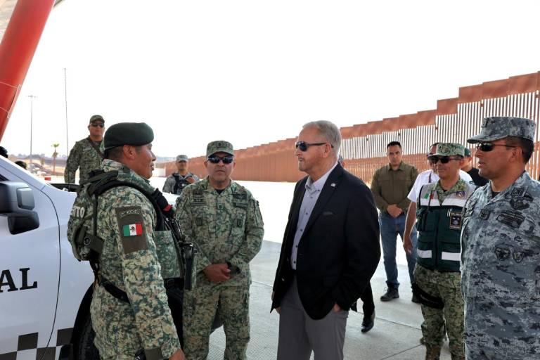 Sheinbaum y Semar rechazan presencia de drones del narco en frontera con EU