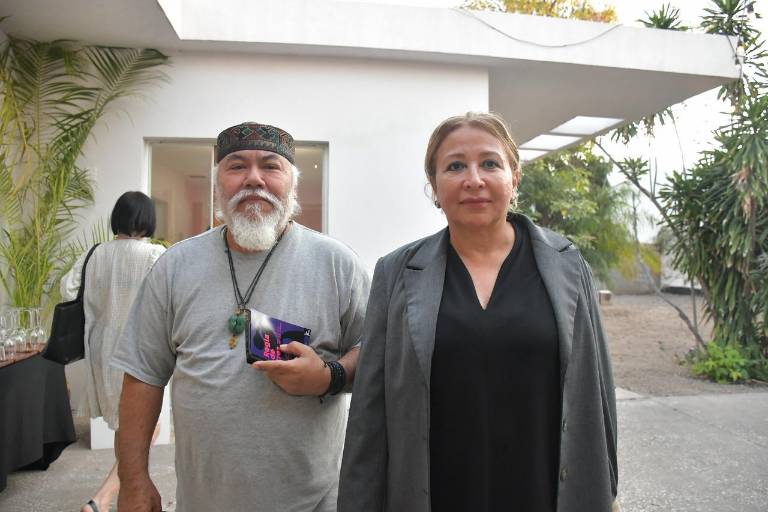 Admiran la exposición ‘Regla de Tres: Punto de origen’, en La Casa del Maquío