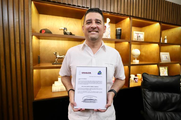 Jaime Astorga asume como nuevo director del Hospital General de Los Mochis