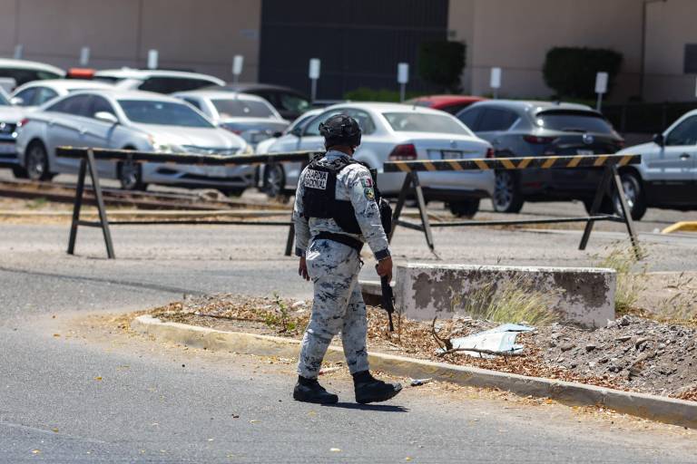 Los hechos ocurrieron dentro de una estética del sector, en donde un hombre armado ingresó para cometer el atraco y disparó antes de escapar.