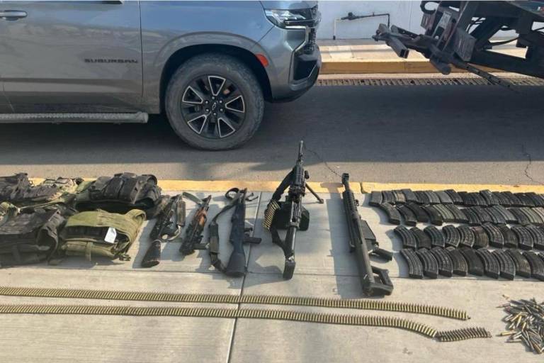 Aseguran arsenal y vehículos blindados tras detención de un hombre en Culiacán