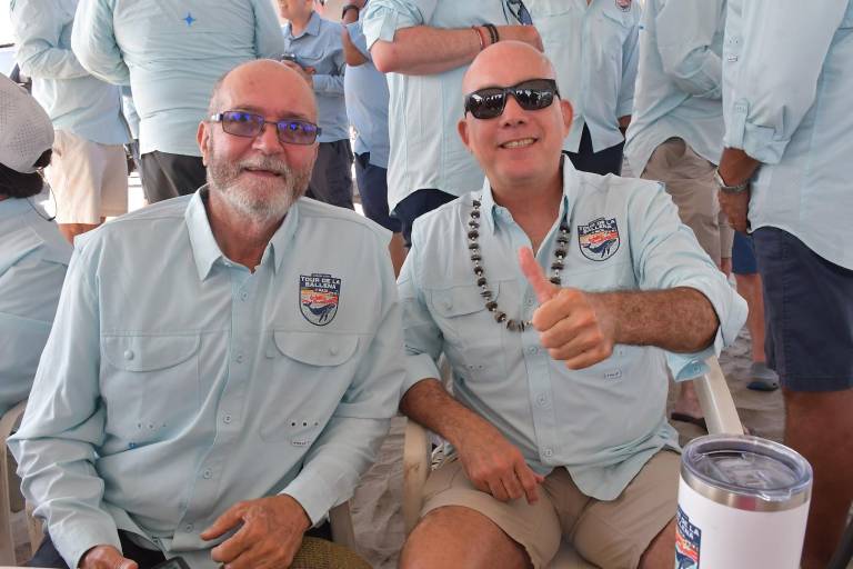 Disfrutan de sol, mar y buen ambiente en la ‘Ruta de la Ballena’ 2026