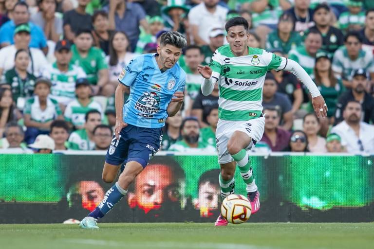Pachuca le gana con autoridad a Santos