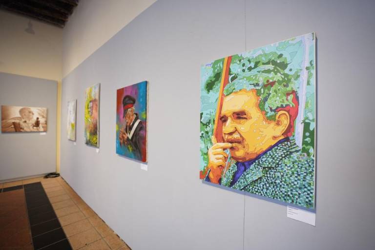 Muestra Galería Ángela Peralta la exposición ‘100 años de color colombiano; homenaje a Gabriel García Márquez’