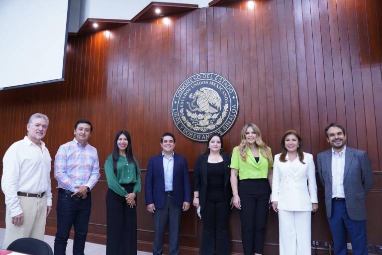 Bancada del PRI en la 64 Legislatura se registra en el Congreso de Sinaloa