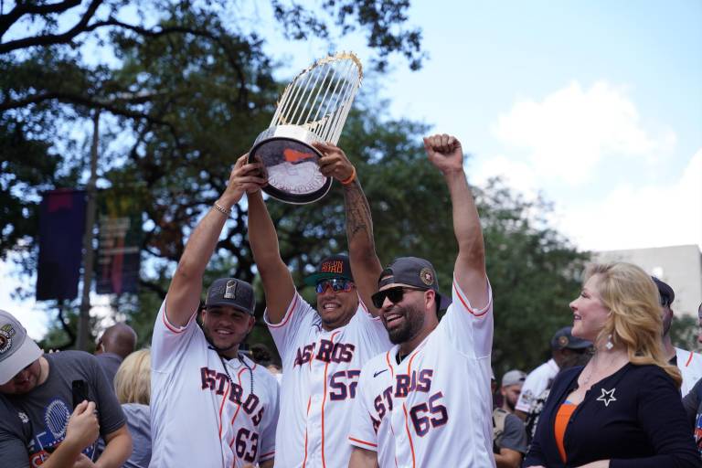 Astros desfilaron por Houston para celebrar su título