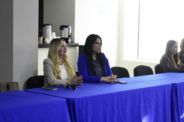 Comparten el reto de ser ‘líderes en tacones’