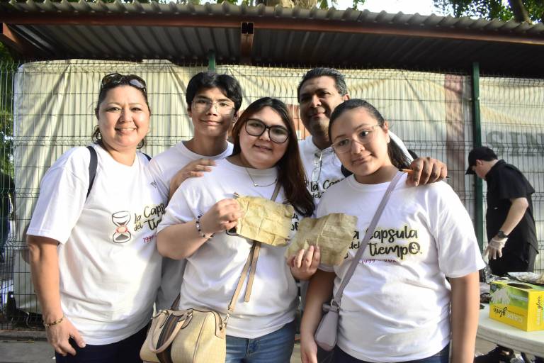 Desentierra el Club Rotarac de 1999 tesoros del pasado