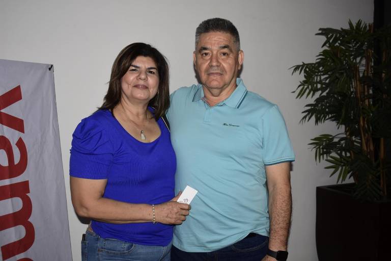 Ríen sin parar con Alan Saldaña y el Tucán Guzmán