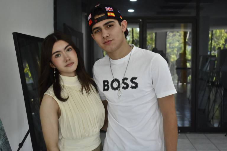 Promueve el Bazar 120 a los emprendedores y artistas locales