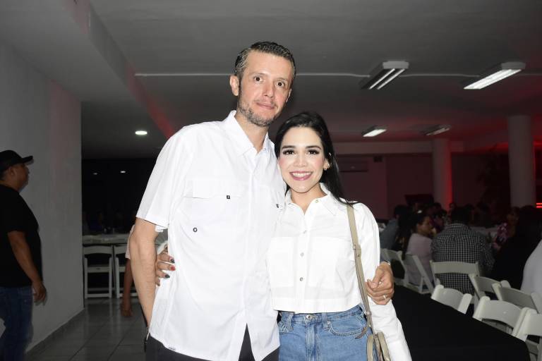 Ríen sin parar con Alan Saldaña y el Tucán Guzmán