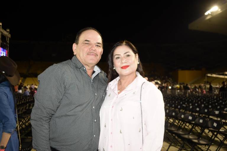 Regresan Los Tigres del Norte con icónico concierto a Culiacán