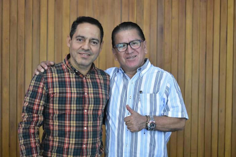 Con música, viajan sinaloenses a la mágica Sevilla