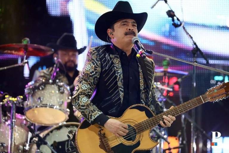 Los Tucanes de Tijuana ofrecen concierto con intérprete de lenguaje de señas
