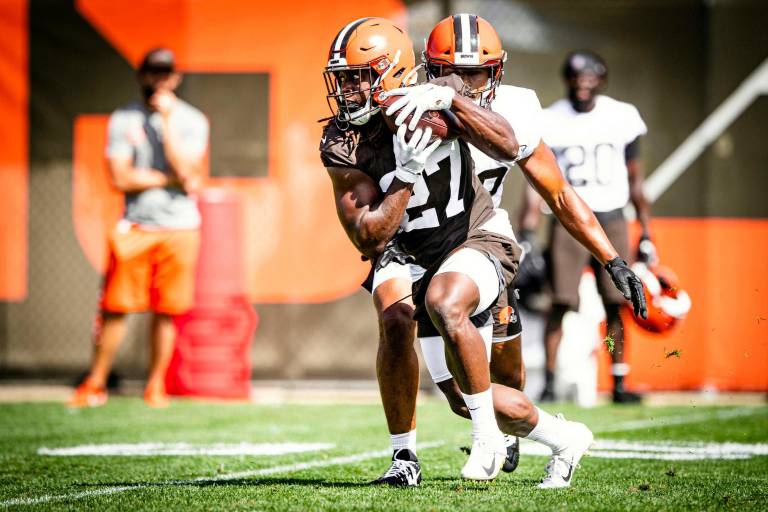 Kareem Hunt pidió salir de los Browns, pero el equipo le dijo no