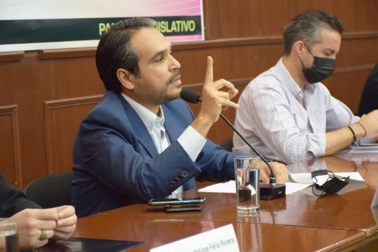 Rendición de cuentas, elemento principal de la democracia, señala Sergio Mario Arredondo