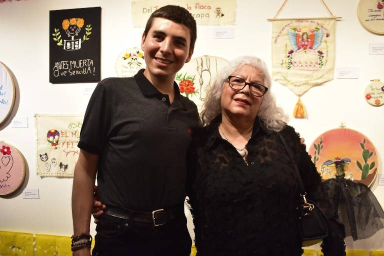 Recuerdan al artista oaxaqueño Francisco Toledo con Altar de Muertos en el Masin