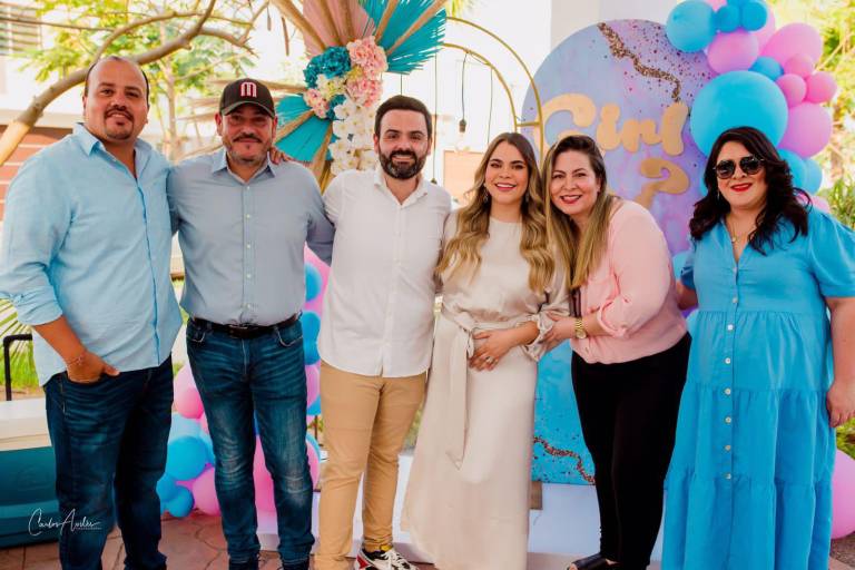 ¡Anuncian que será niño!