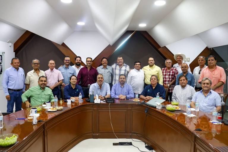 Analizan productores y Gobierno programación de cultivo para próximo ciclo agrícola