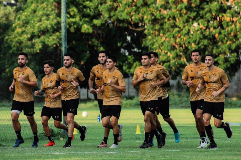 Dorados por el triunfo ante su gente