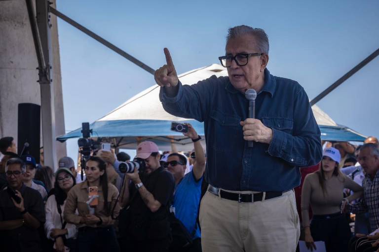 Gobernador Rocha Moya pone en marcha Operativo de Seguridad de Semana Santa 2026