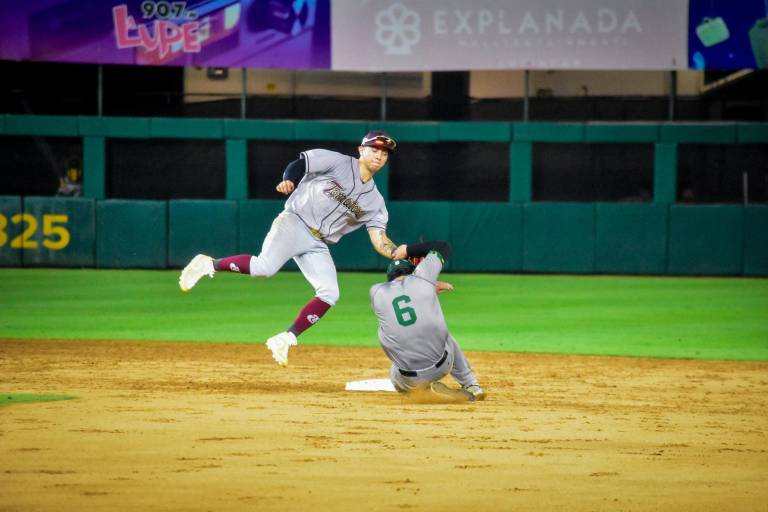 Cañeros de Los Mochis le pega de visita a Tomateros de Culiacán en el Cuadrangular del Bienestar 2024