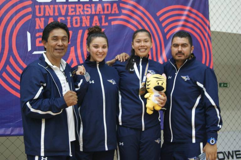 Briseida Acosta resalta importancia de la UAS en su trayectoria