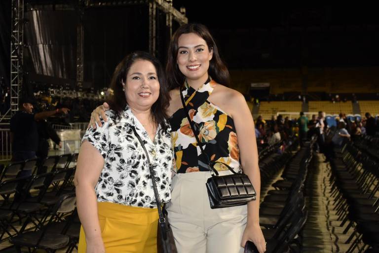 Regresan Los Tigres del Norte con icónico concierto a Culiacán