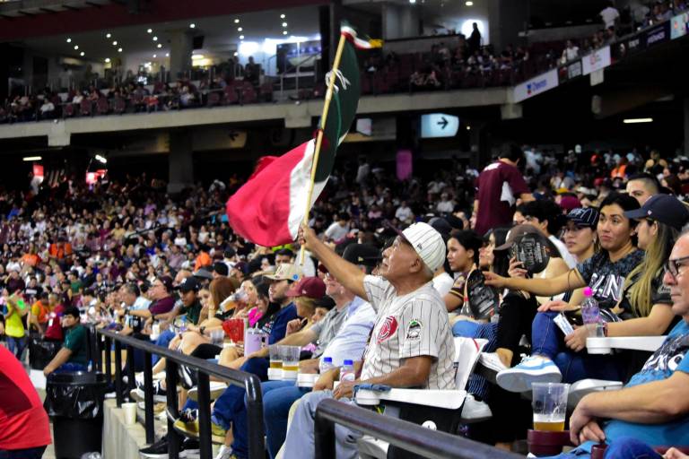 Regresa la ‘Nación Guinda’ al Estadio de Los Tomateros