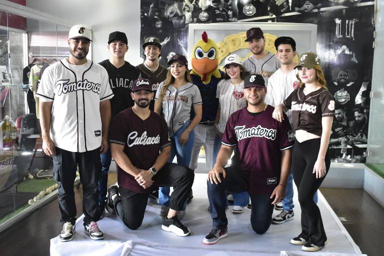 Conoce la nación guinda la nueva piel de Los Tomateros de Culiacán
