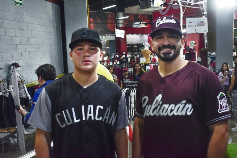 Conoce la nación guinda la nueva piel de Los Tomateros de Culiacán