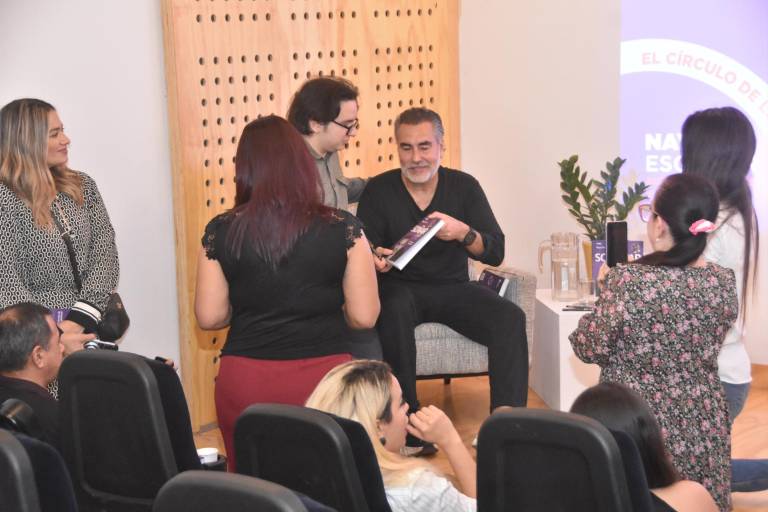 Invita Nayo Escobar a vivir una vida llena de significados, y dar rienda suelta a su creatividad