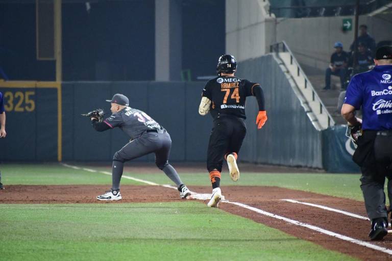 Inició Naranjeros segunda vuelta con derrota ante Yaquis