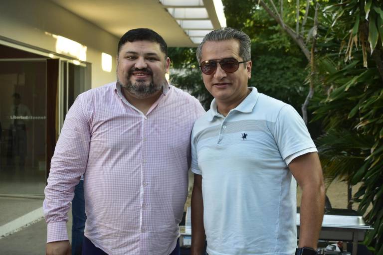 Hacen del arte una amena charla entre amigos