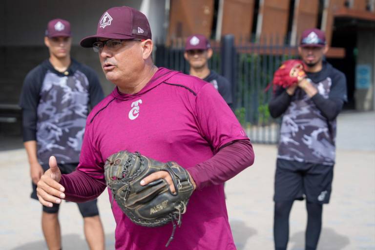 Tomateros de Culiacán regresa, obligado por las lluvias, a su estadio para las prácticas
