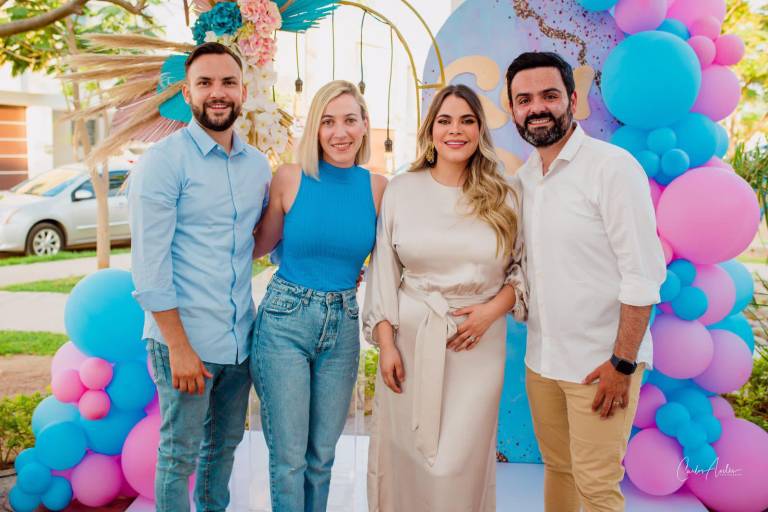 ¡Anuncian que será niño!