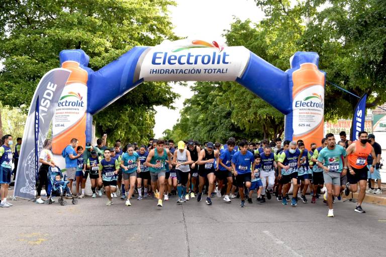 Los culiacanenses corren a toda velocidad en pro de la educación