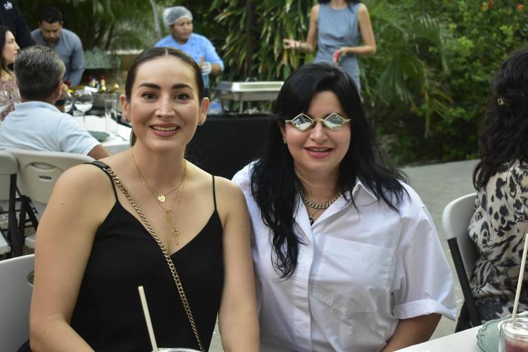 Hacen del arte una amena charla entre amigos