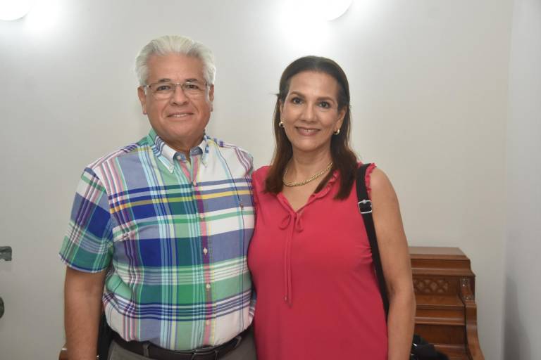 Invita Nayo Escobar a vivir una vida llena de significados, y dar rienda suelta a su creatividad