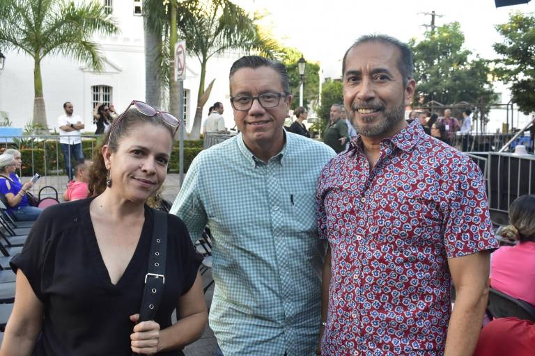 Cantan con Regina Orozco en el Festival Cultural Sinaloa 2024