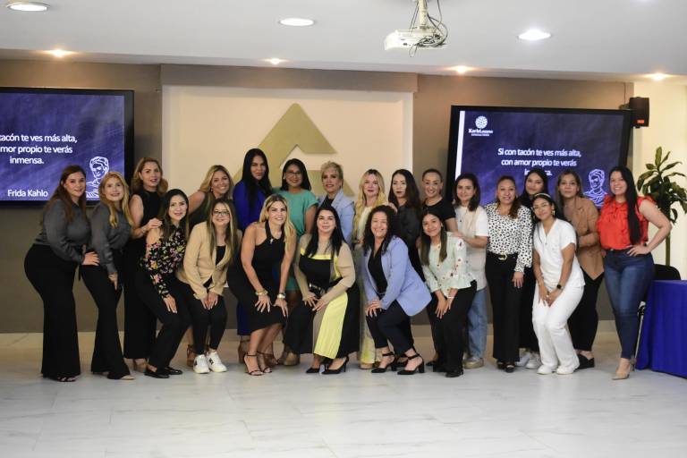 Comparten el reto de ser ‘líderes en tacones’