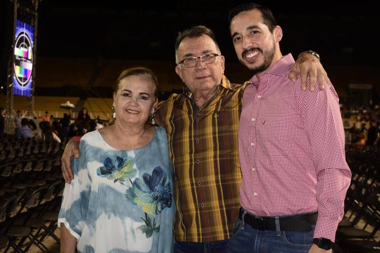 Regresan Los Tigres del Norte con icónico concierto a Culiacán